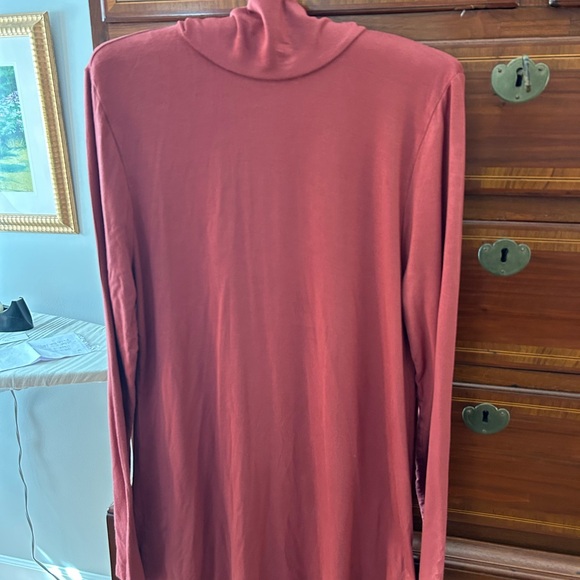 Soft Surroundings Small mauve pullover turtleneck - Picture 2 of 4